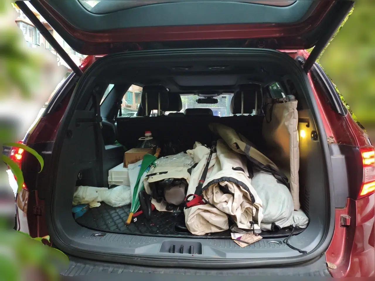 Ford Everest 2016 2.0T Gasoline Automatic 4x4 Flagship Edition — миниатюра 20