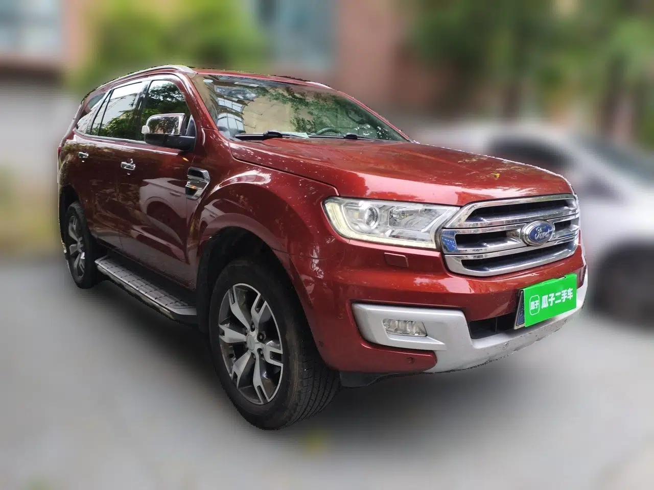 Ford Everest 2016 2.0T Gasoline Automatic 4x4 Flagship Edition — миниатюра 3