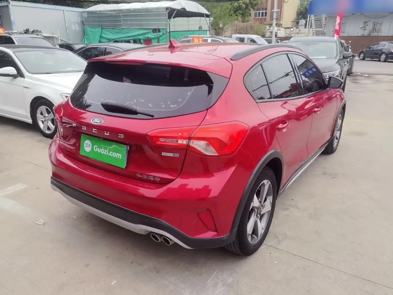 Ford Focus Active 2020 EcoBoost 180 Automatic Trendy Model — миниатюра 6