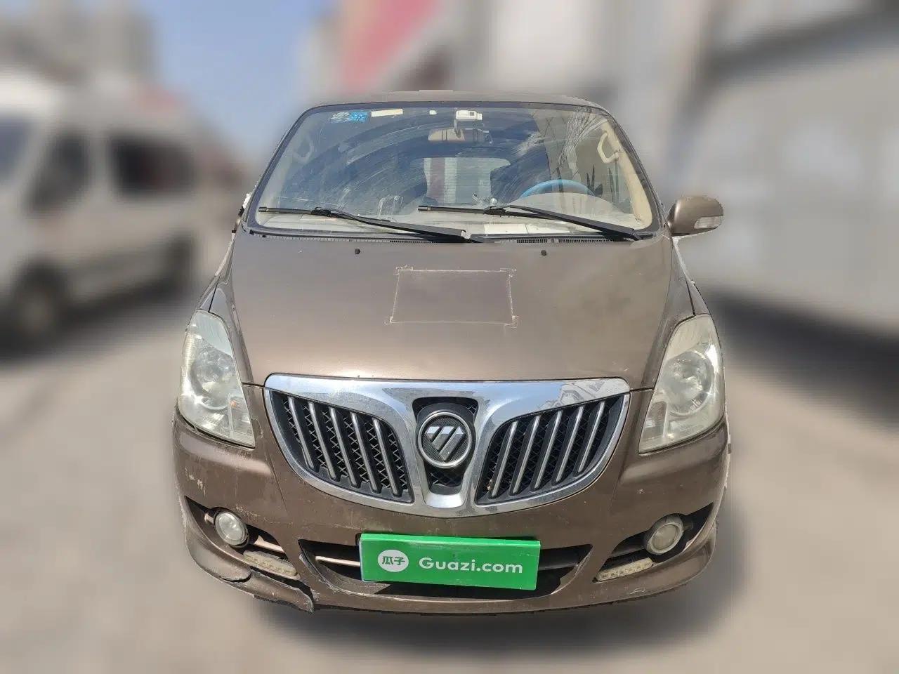 Foton MP-X E 2014 2.4L Business Class Luxury Edition 4G69 — миниатюра 2