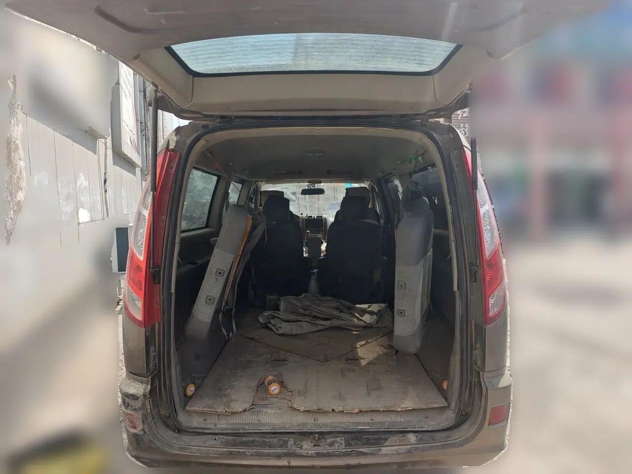 Foton MP-X E 2014 2.4L Business Class Luxury Edition 4G69 — миниатюра 20