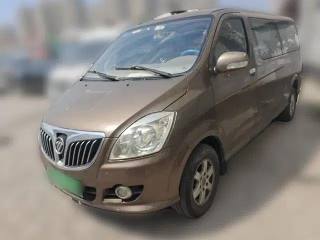Foton MP-X E 2014 2.4L Business Class Luxury Edition 4G69