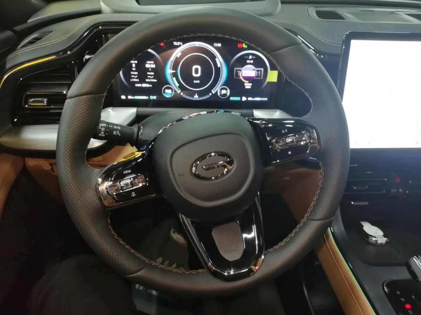 GAC Trumpchi ES9 2024 PHEV 143km Traveler Max — миниатюра 14