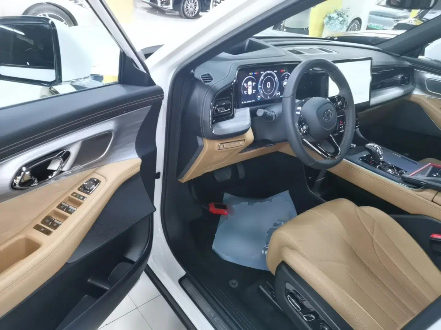 GAC Trumpchi ES9 2024 PHEV 143km Traveler Max — миниатюра 19