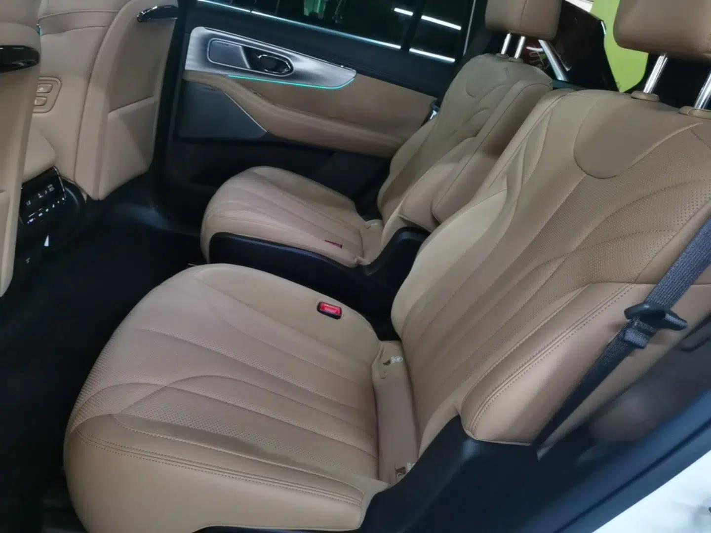 GAC Trumpchi ES9 2024 PHEV 143km Traveler Max — миниатюра 20