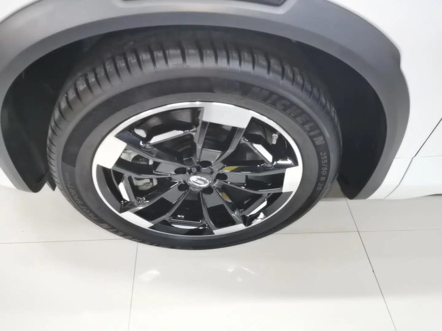 GAC Trumpchi ES9 2024 PHEV 143km Traveler Max — миниатюра 8