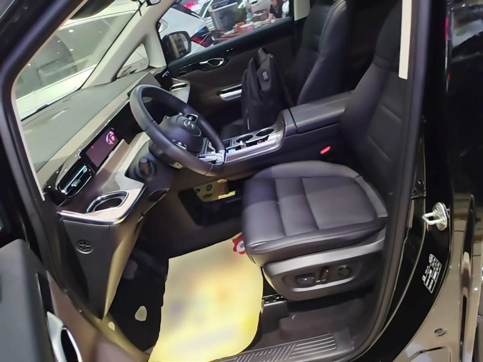 GAC Trumpchi E8 2024 Honor Series 2.0L Honor Edition — миниатюра 18