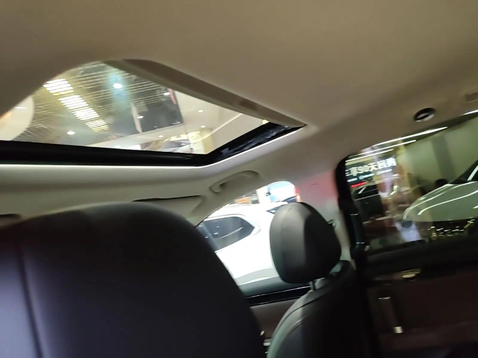 GAC Trumpchi E8 2024 Honor Series 2.0L Honor Edition — миниатюра 21