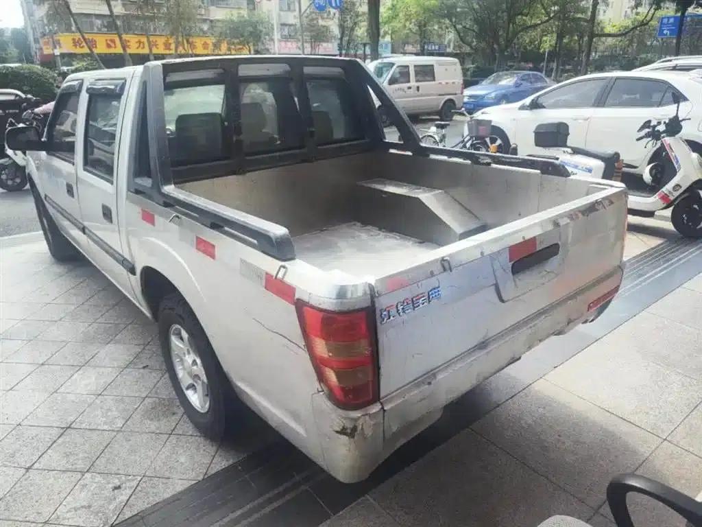 Baodian 2016 New Value-for-Money Diesel Two-Wheel Drive Standard Luxury Model JX493ZLQ4G — миниатюра 3