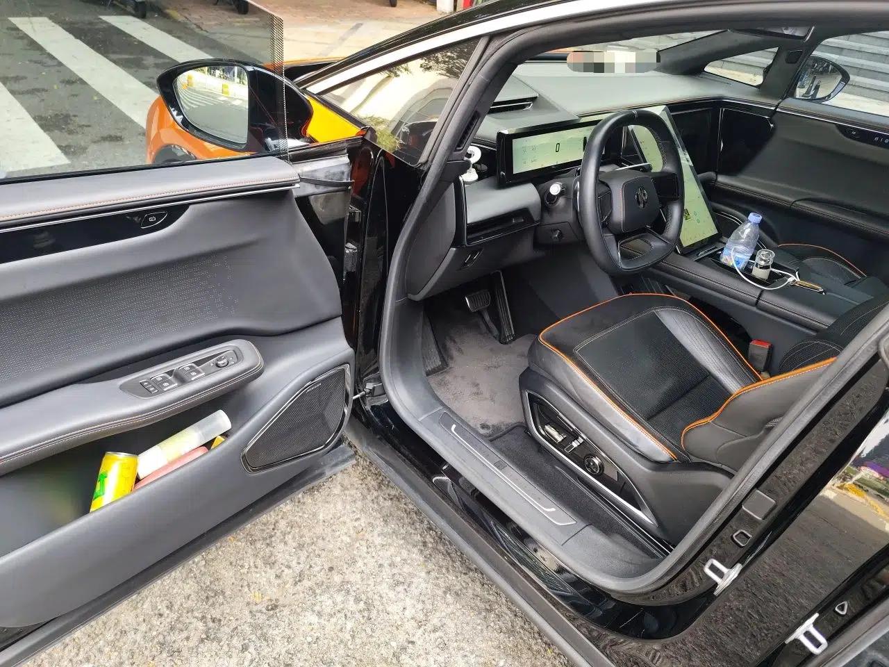 HiPhi X 2021 Founder Edition 6-seater — миниатюра 17