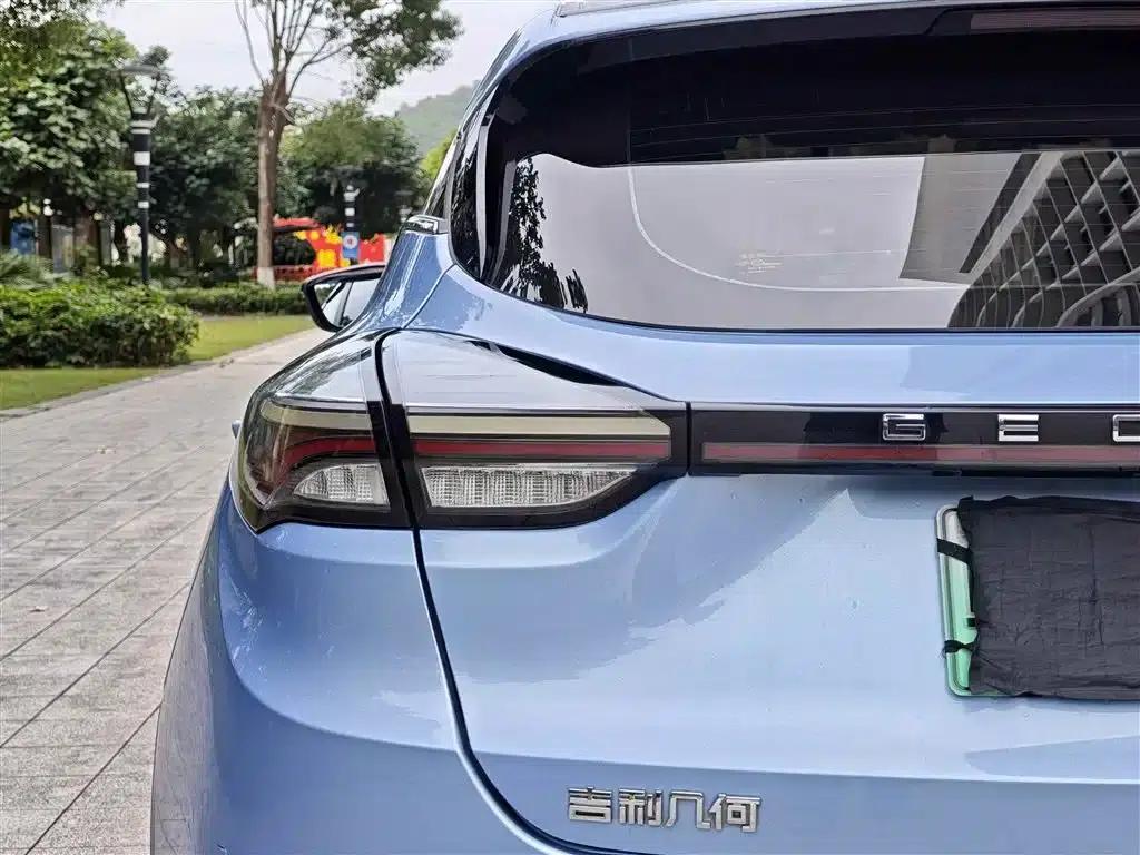 Geely Geometry C 2021 C400 Cube Edition — миниатюра 15