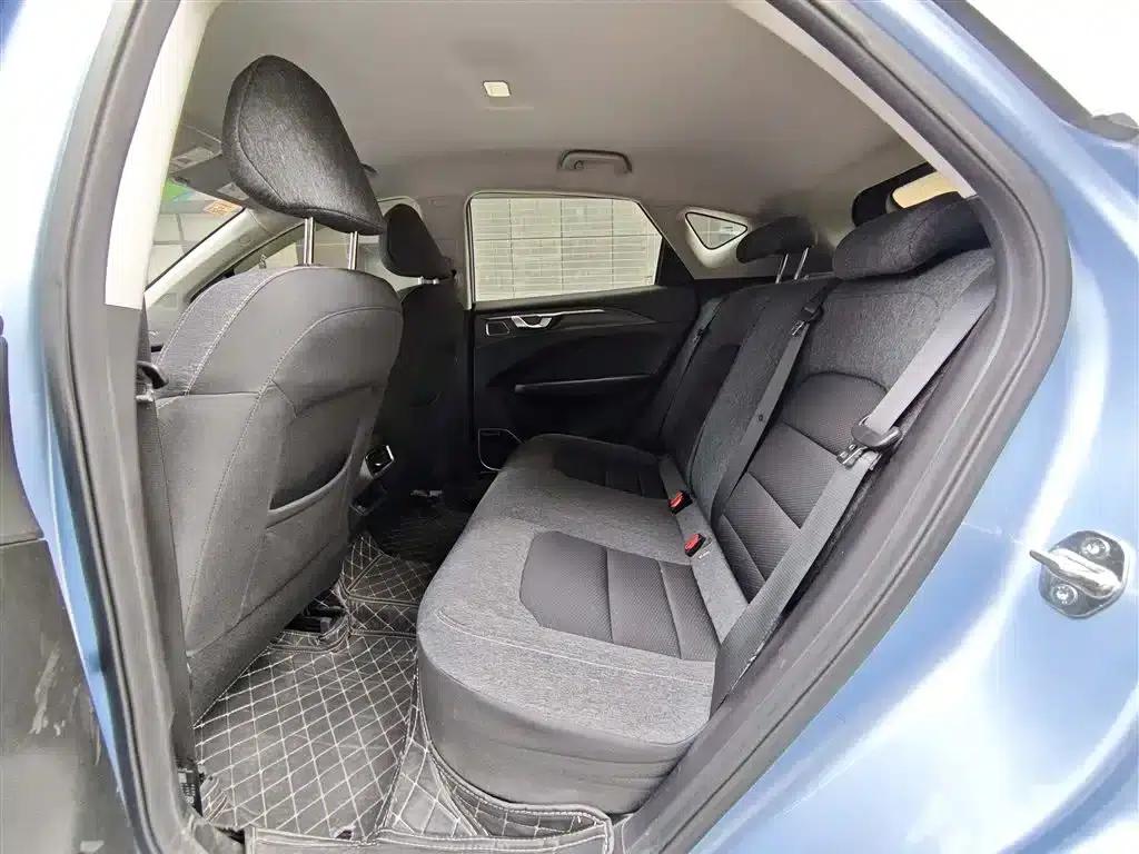 Geely Geometry C 2021 C400 Cube Edition — миниатюра 7