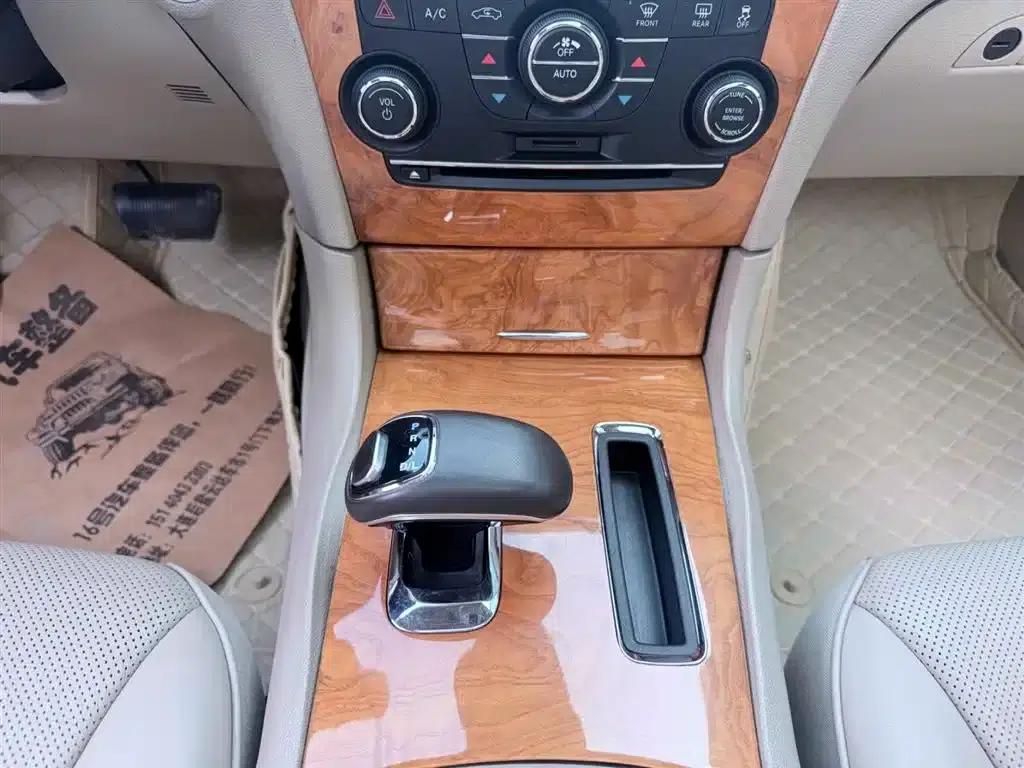 Chrysler 300C (Imported) 2013 3.6L Premium Edition — миниатюра 7