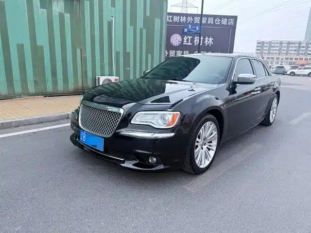 Chrysler 300C (Imported) 2013 3.6L Premium Edition