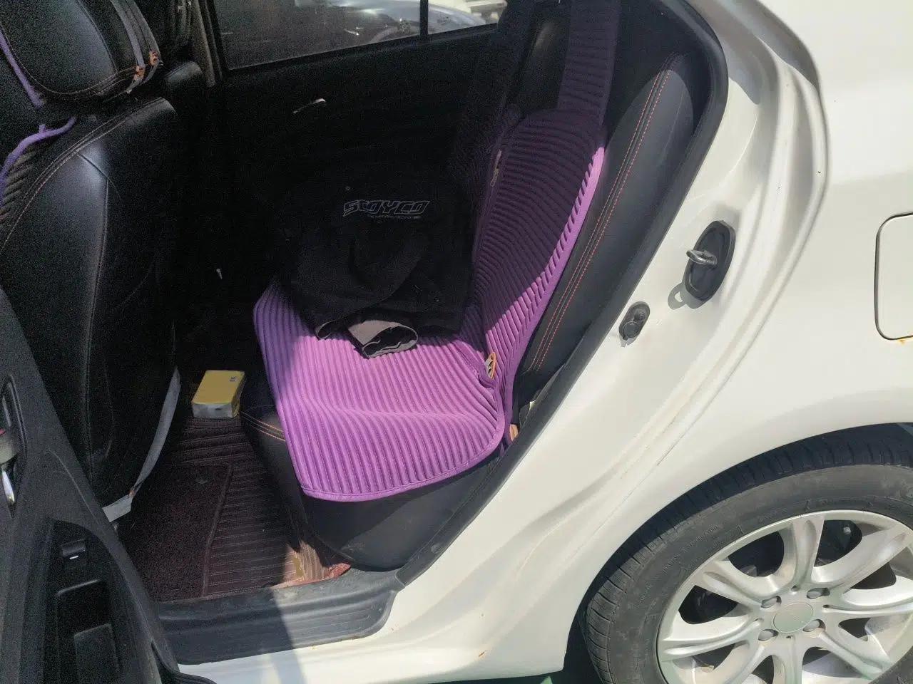 Geely Auto Diamond 2015 Sedan 1.5L Manual SuperDeluxe Model — миниатюра 18