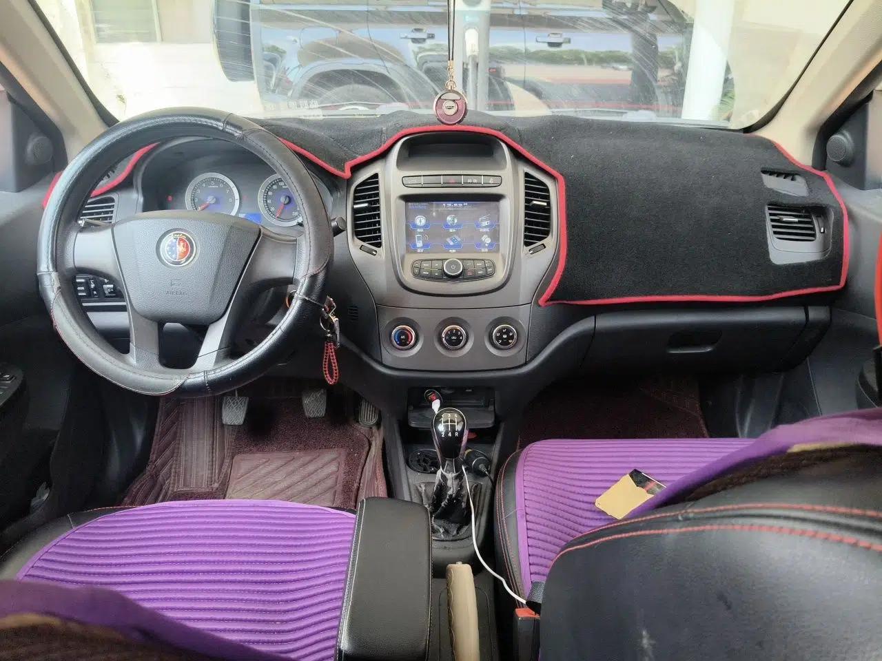 Geely Auto Diamond 2015 Sedan 1.5L Manual SuperDeluxe Model — миниатюра 10