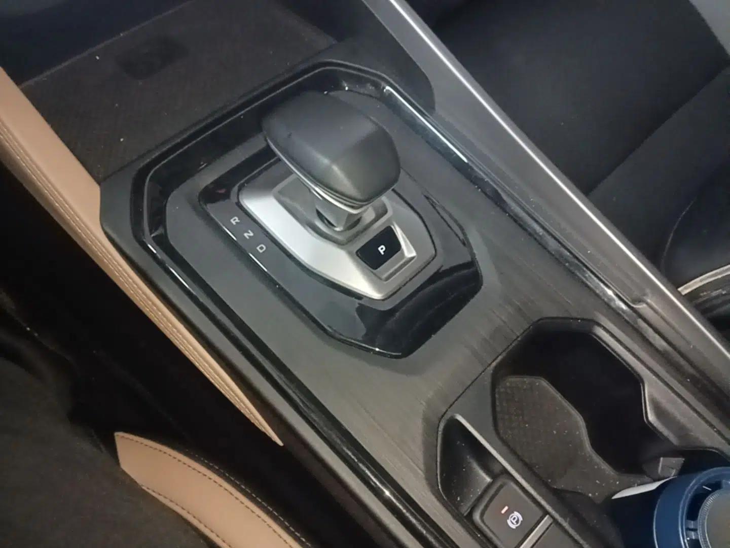 Geely Auto Haoyue PRO 2024 1.5T DCT Zongheng+ — миниатюра 17