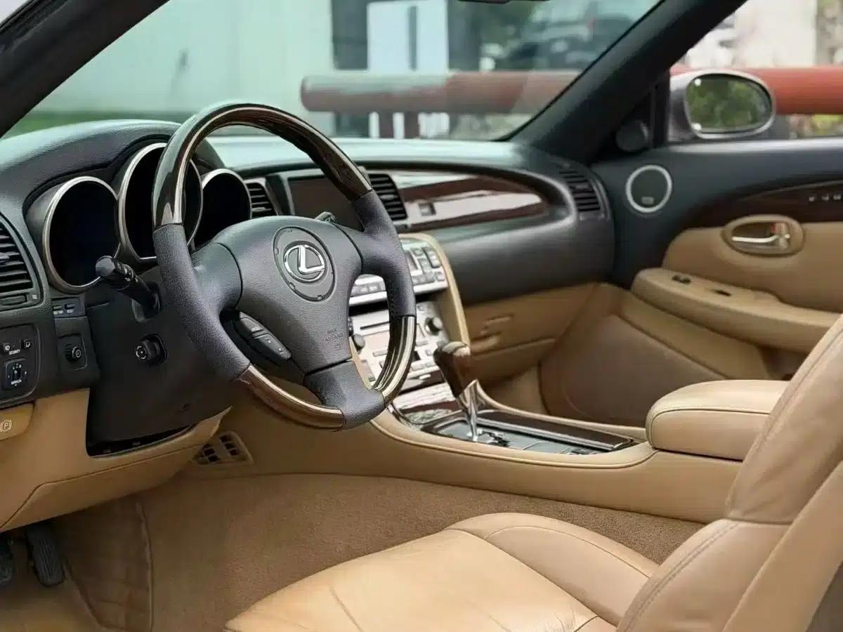Lexus SC 2009 430 — миниатюра 6