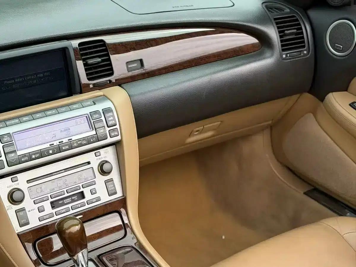 Lexus SC 2009 430 — миниатюра 8