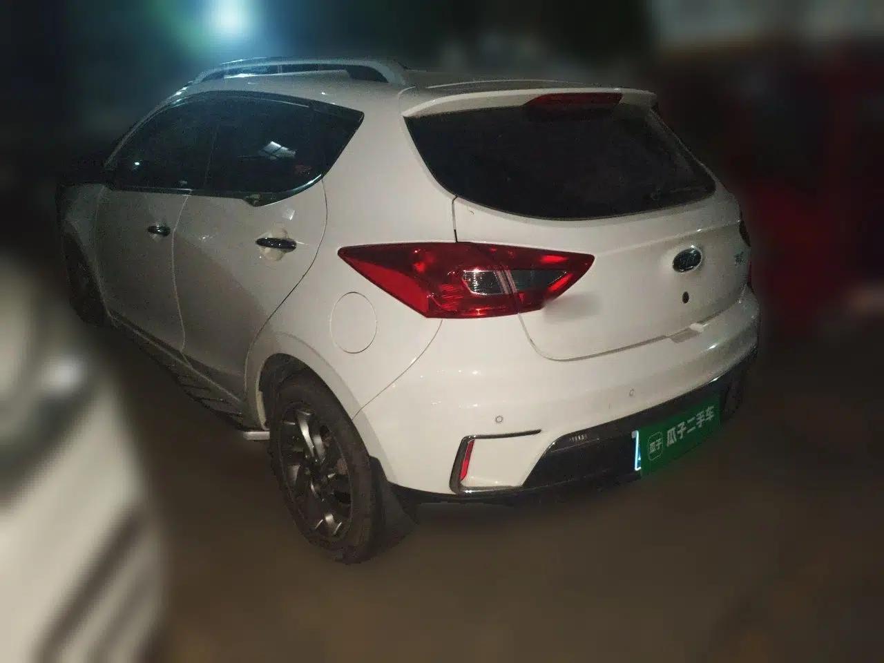 JAC Group Refine S2 2017 1.5L Manual Luxury Connect Edition — миниатюра 4