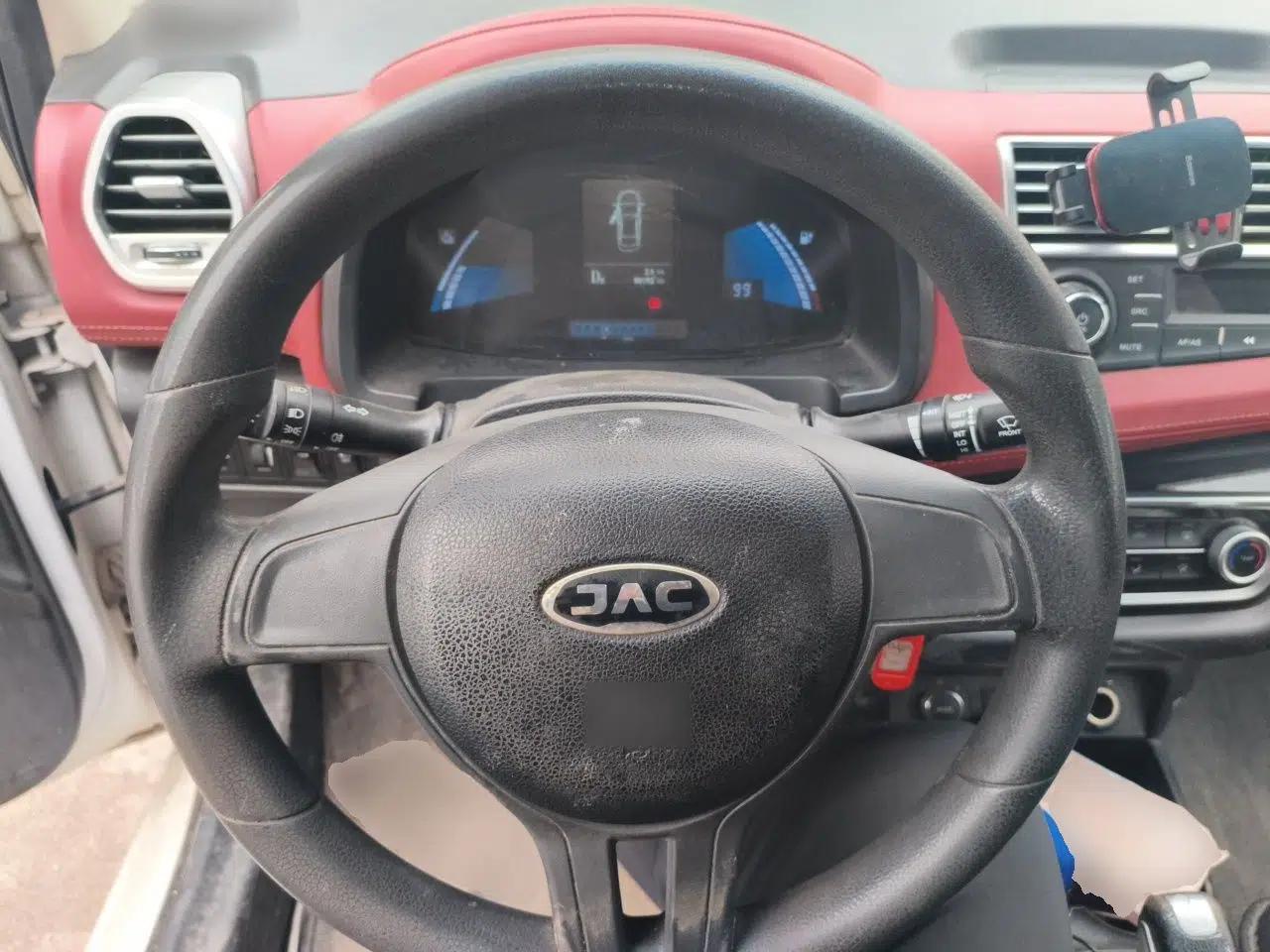 JAC Group iEV6E 2017 iEV6E Time Edition — миниатюра 11