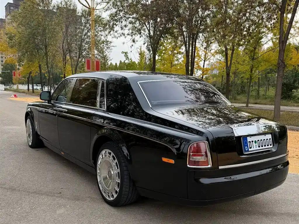 2006 Phantom 6.7L Presidential Class — миниатюра 3