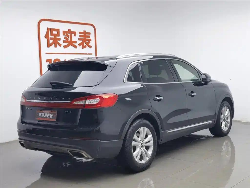 Lincoln MKX 2017 2.0T Two-Wheel Drive Premium Edition — миниатюра 2