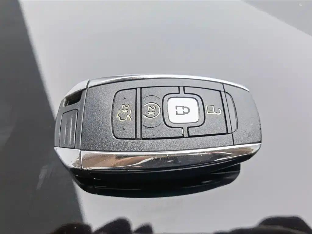 Lincoln MKX 2017 2.0T Two-Wheel Drive Premium Edition — миниатюра 19