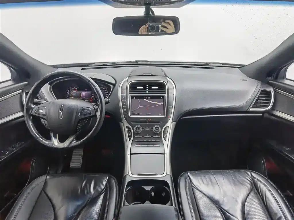 Lincoln MKX 2017 2.0T Two-Wheel Drive Premium Edition — миниатюра 5