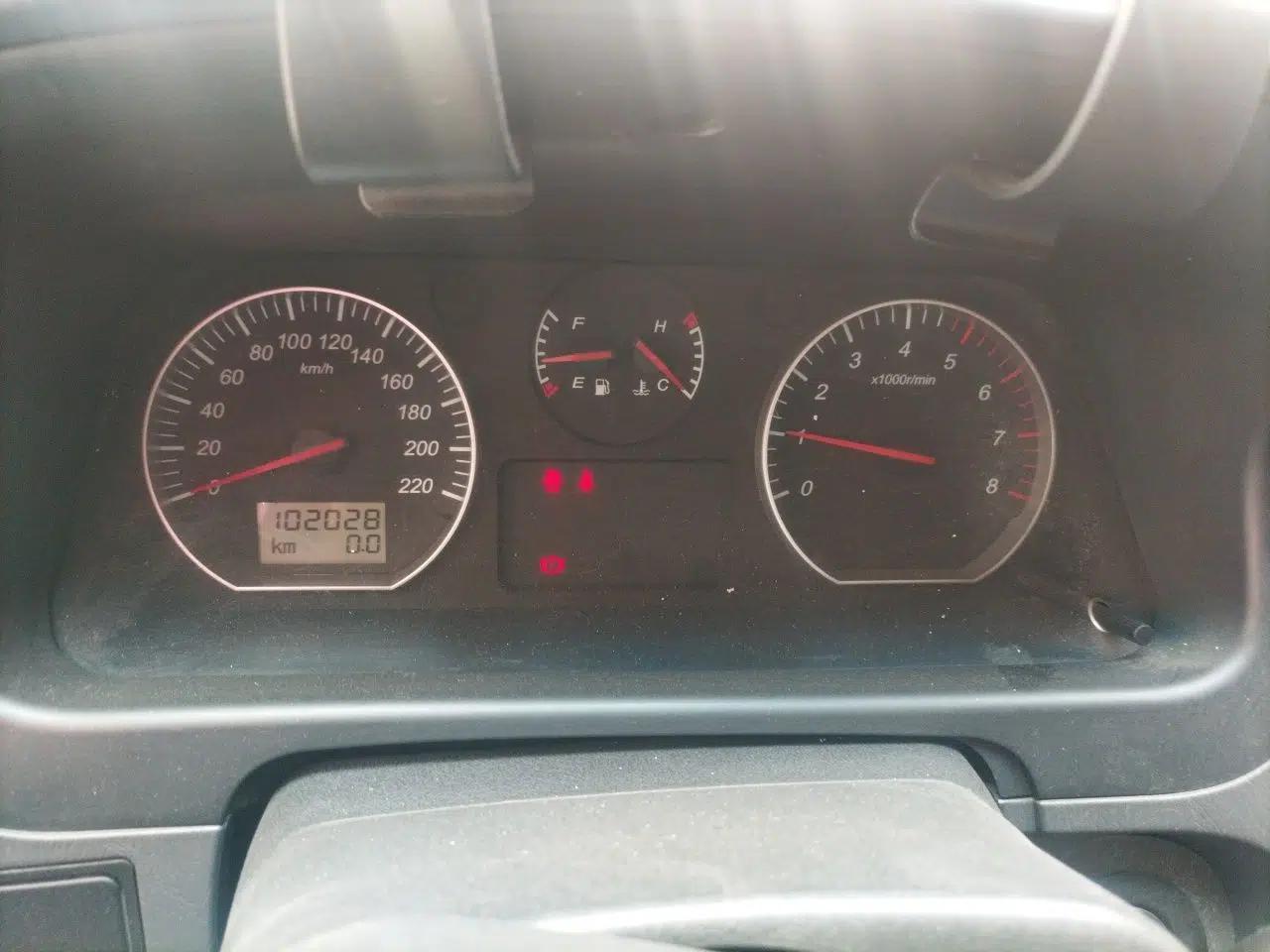 Jinbei Grace 2016 2.0L Express Utility Model — миниатюра 12