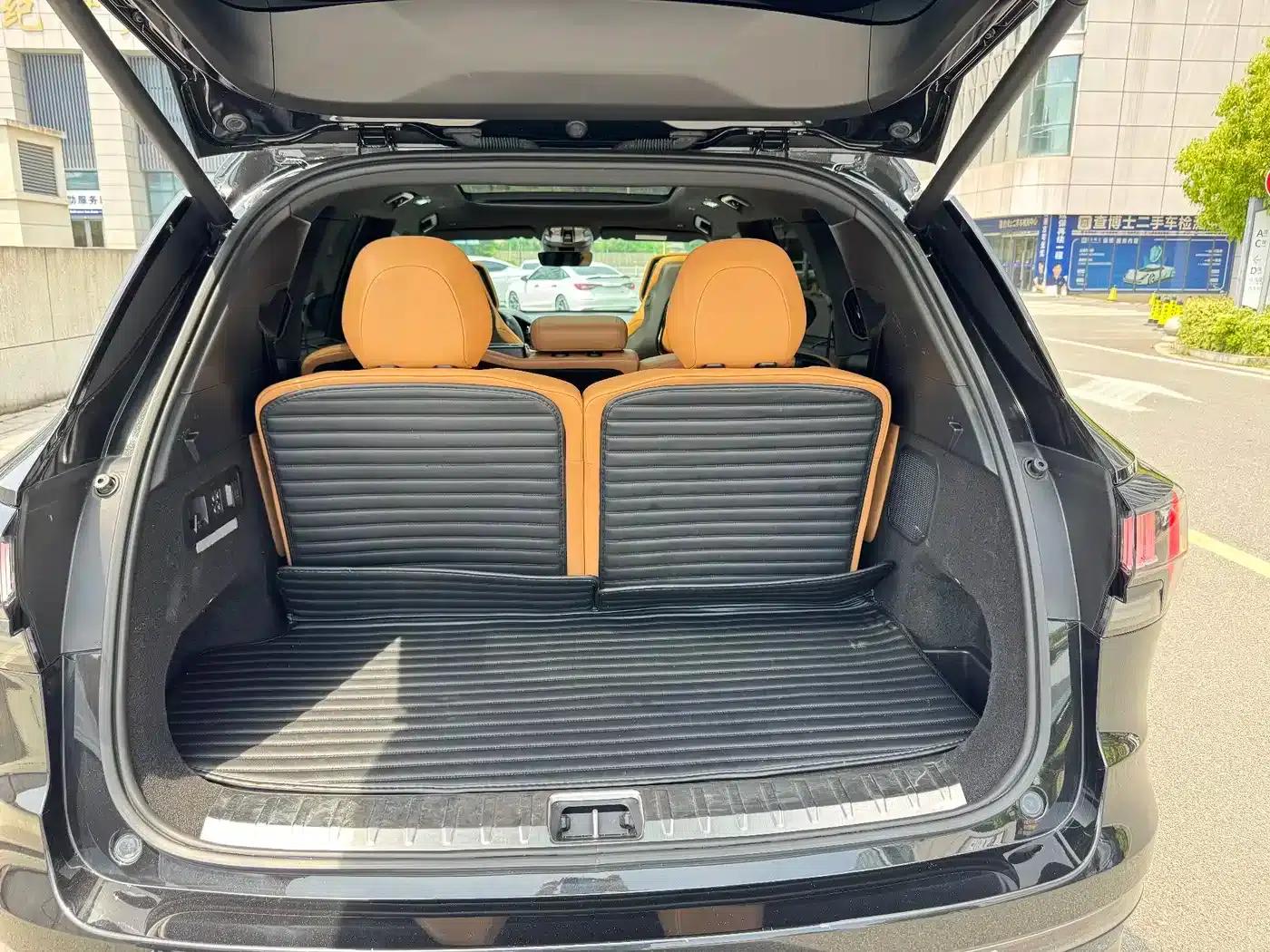 Lynk & Co 09 2021 2.0T Halo 7-seater — миниатюра 21