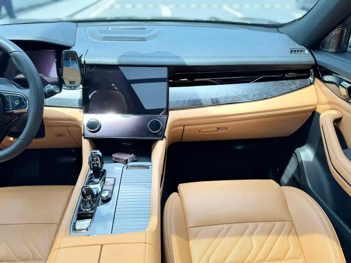 Lynk & Co 09 2021 2.0T Halo 7-seater — миниатюра 8