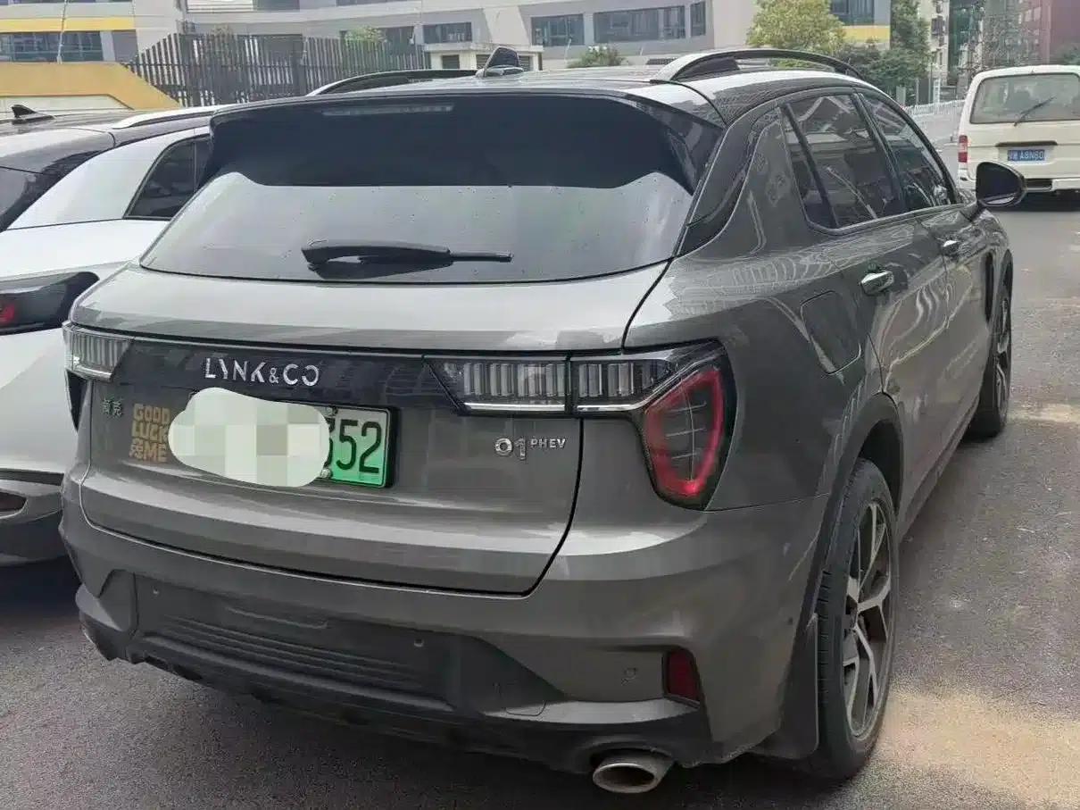 Lynk & Co 01 EM-P 2021 1.5TD PHEV Halo — миниатюра 2