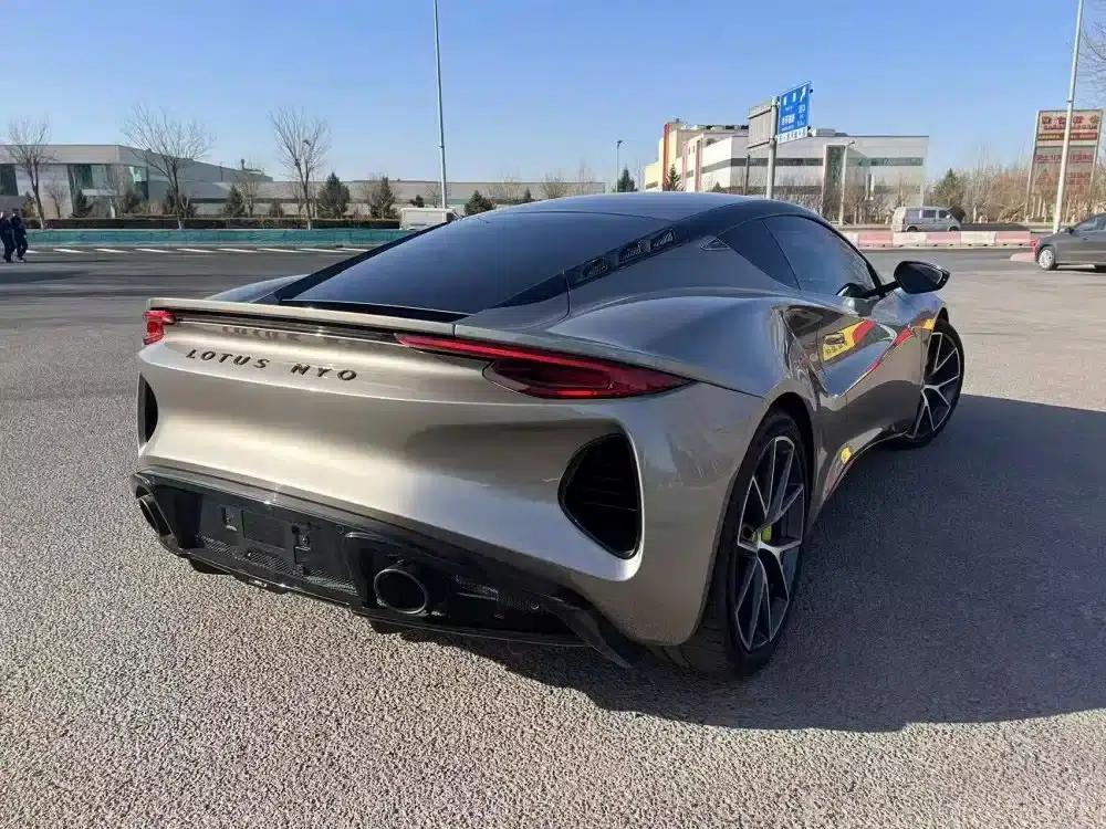 2022 EMIRA 3.5T V6 Manual First Edition — миниатюра 11