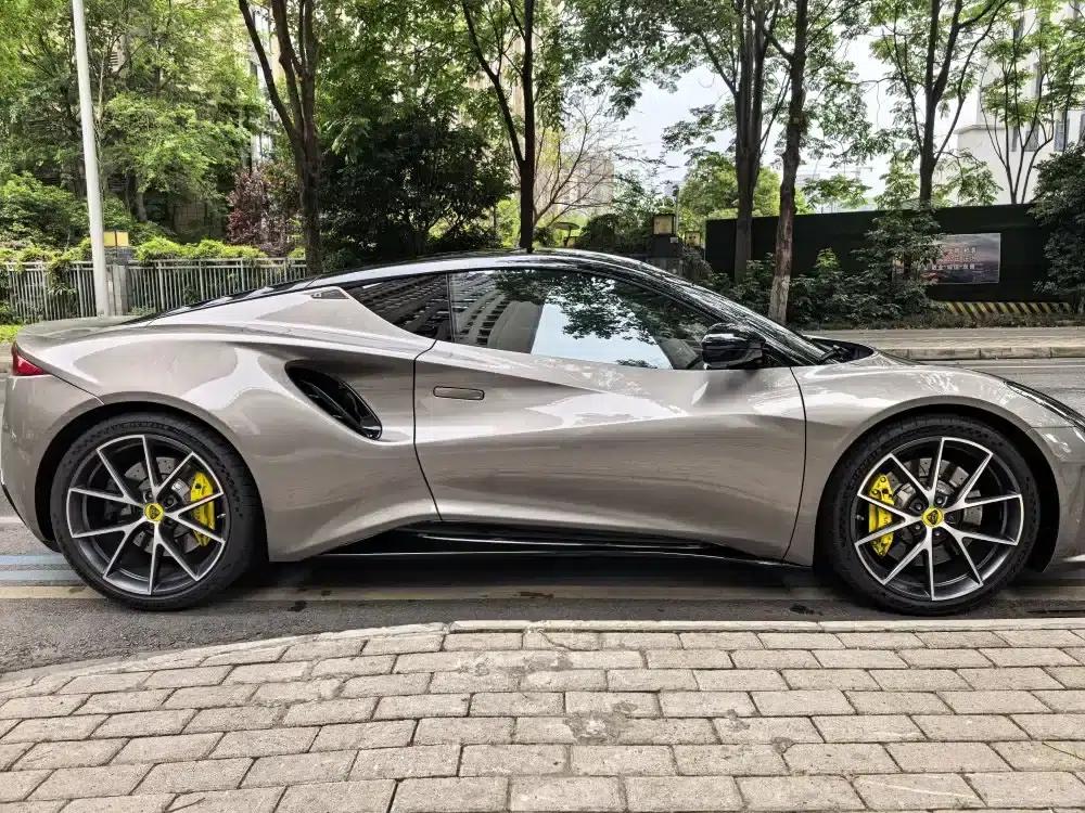 2022 EMIRA 3.5T V6 Manual First Edition — миниатюра 14