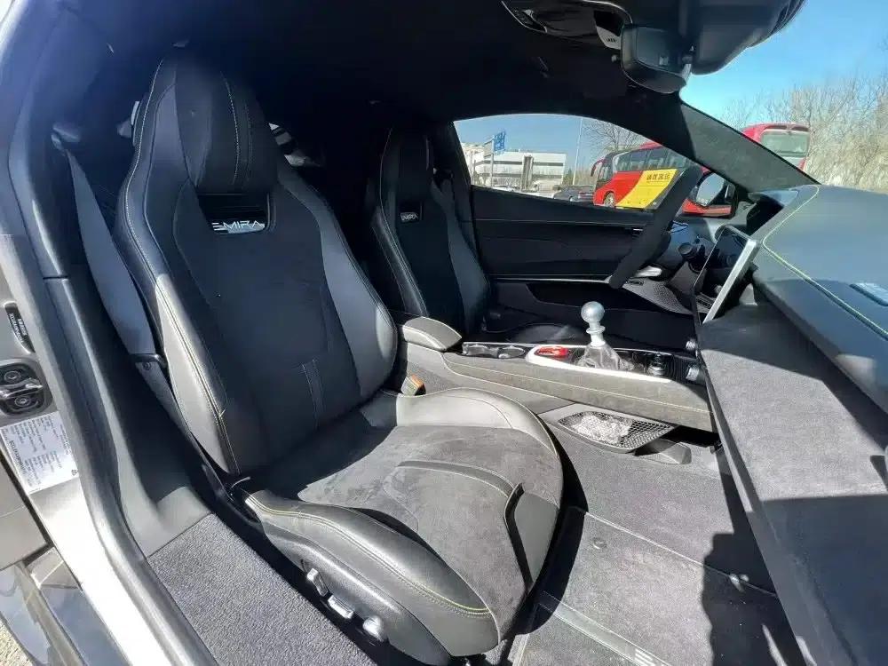 2022 EMIRA 3.5T V6 Manual First Edition — миниатюра 9