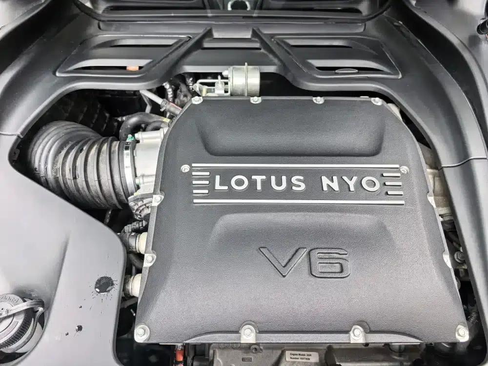 2022 EMIRA 3.5T V6 Manual First Edition — миниатюра 10