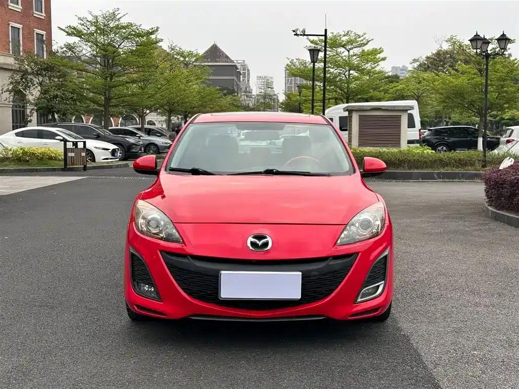Mazda 3 Axela 2011 Sedan 1.6L Automatic Comfort — миниатюра 2