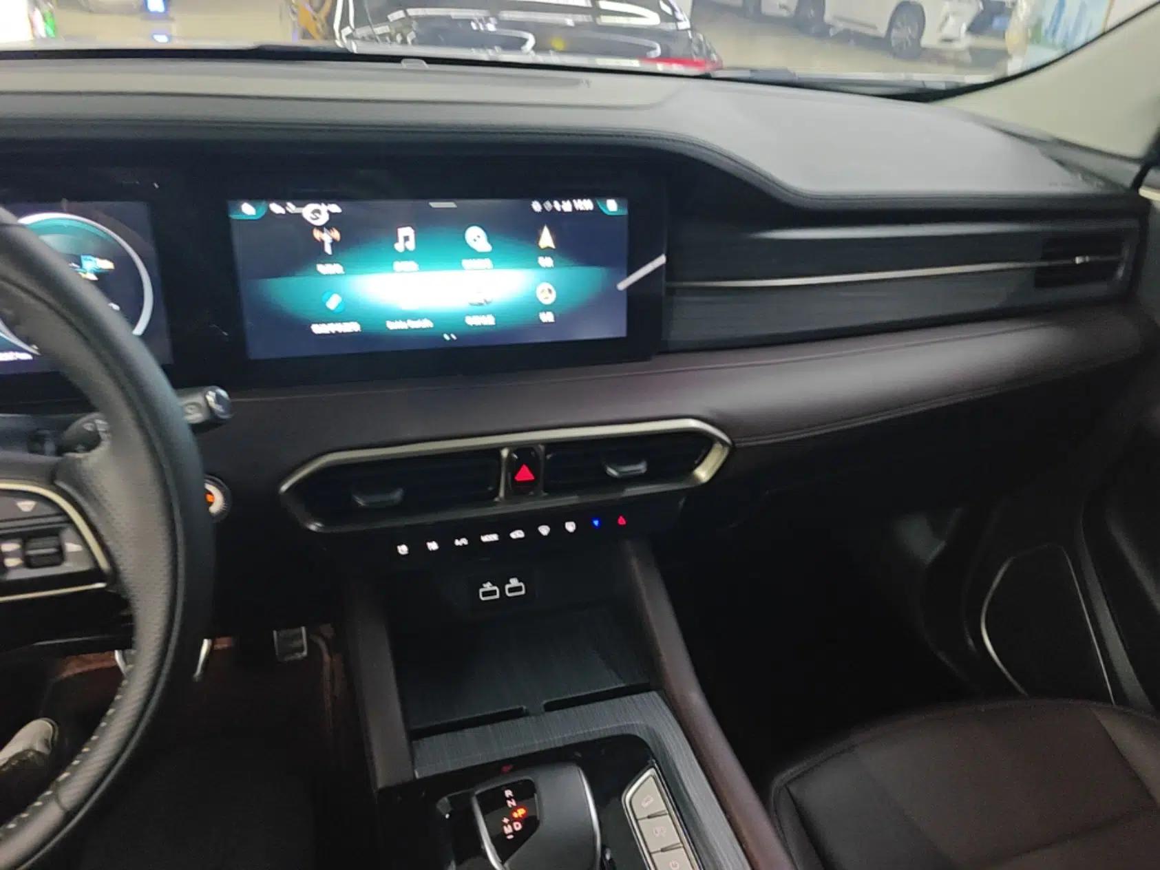 JETOUR X90 PLUS 2024 1.6TD DCT Villa 5-Seater — миниатюра 16