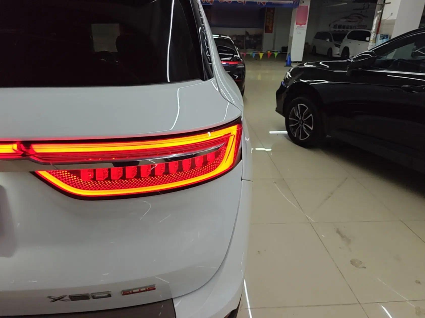 JETOUR X90 PLUS 2024 1.6TD DCT Villa 5-Seater — миниатюра 7