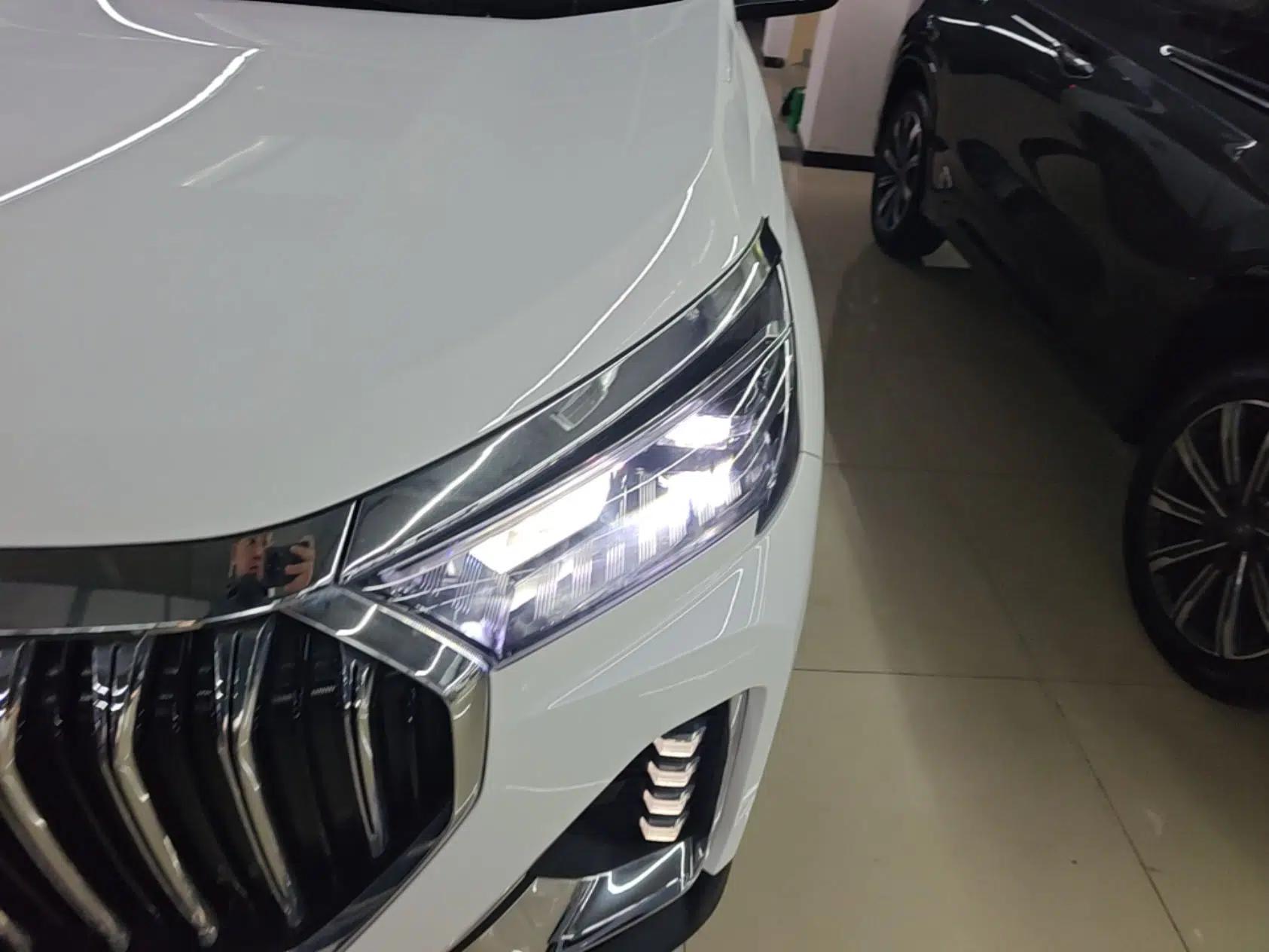 JETOUR X90 PLUS 2024 1.6TD DCT Villa 5-Seater — миниатюра 9