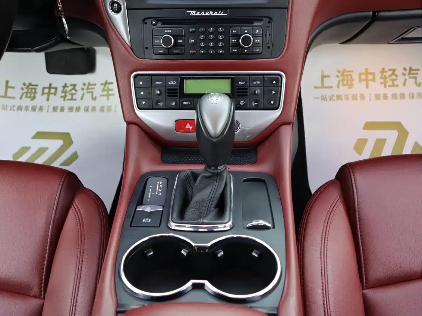 2013 GranTurismo 4.2L Automatic — миниатюра 15
