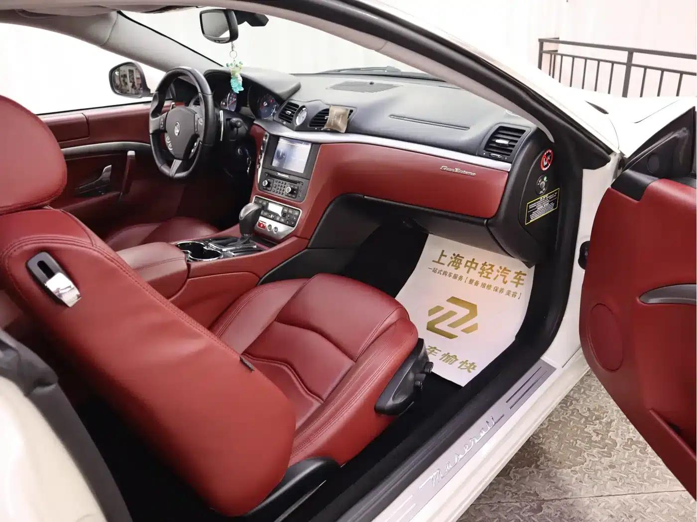2013 GranTurismo 4.2L Automatic — миниатюра 16