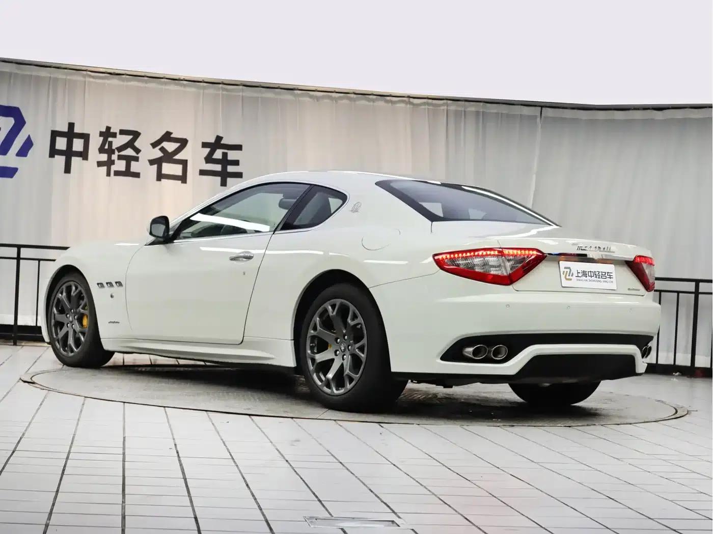 2013 GranTurismo 4.2L Automatic — миниатюра 4