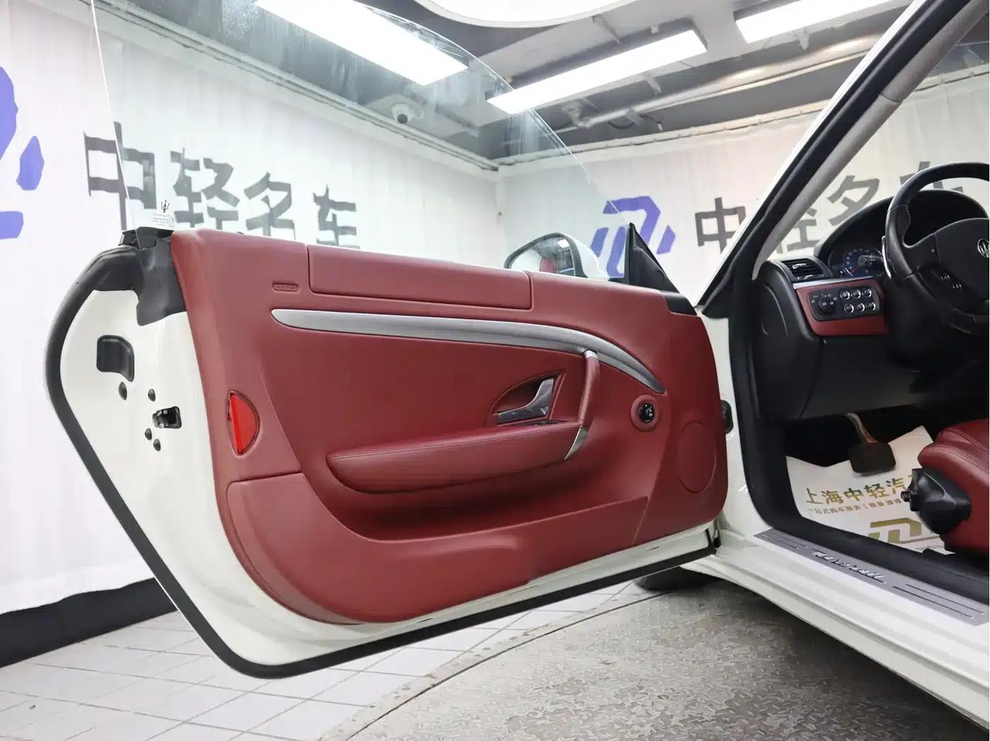 2013 GranTurismo 4.2L Automatic — миниатюра 5