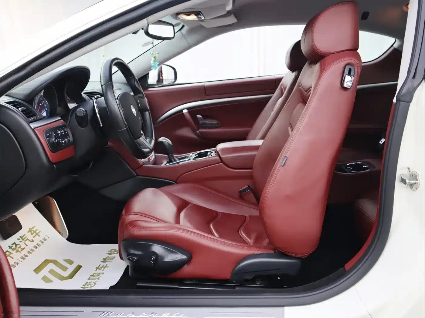 2013 GranTurismo 4.2L Automatic — миниатюра 6