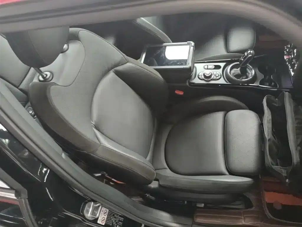 MINI JCW CLUBMAN 2021 2.0T JOHN COOPER WORKS ALL- — миниатюра 25