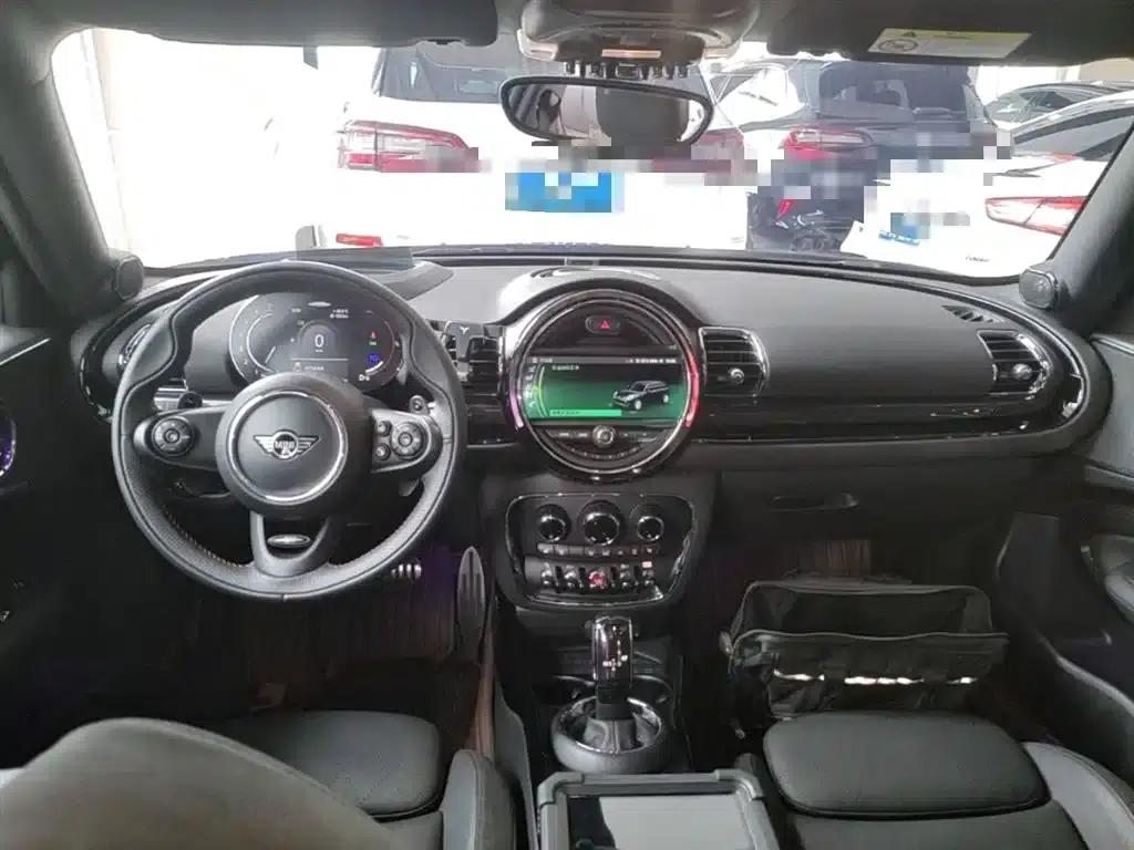 MINI JCW CLUBMAN 2021 2.0T JOHN COOPER WORKS ALL- — миниатюра 10