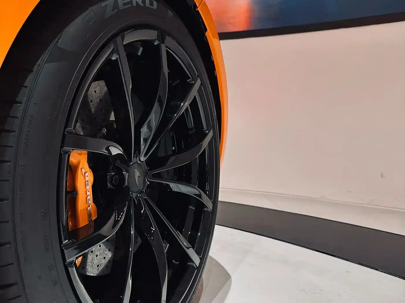 Artura 2025 3.0T Hybrid Spider — миниатюра 18