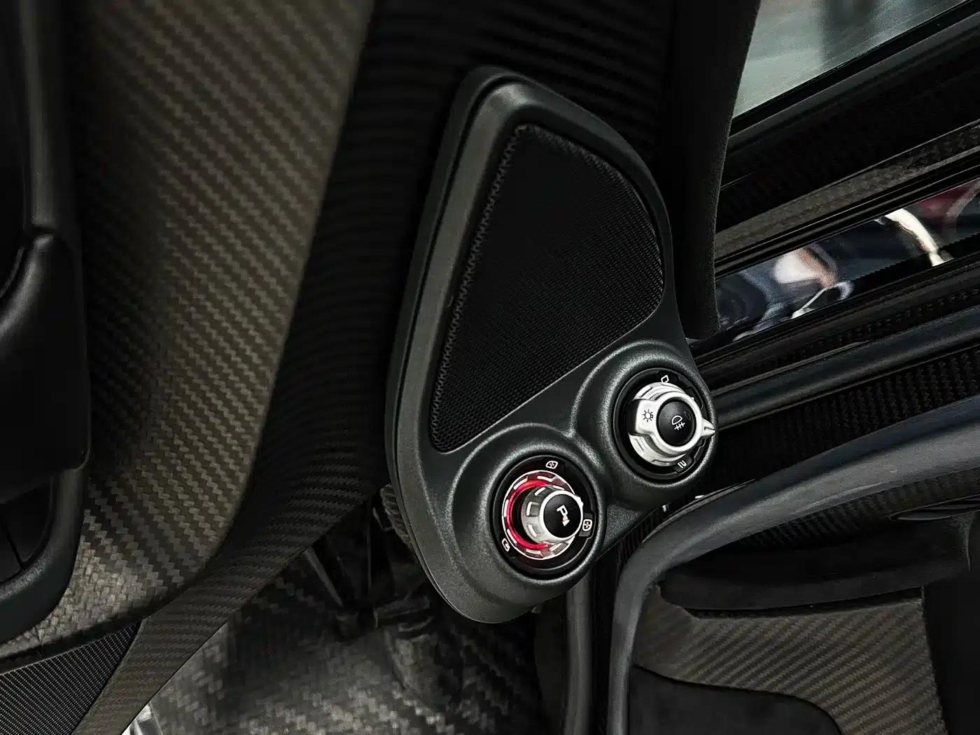 McLaren P1 2014 3.8T Standard Model — миниатюра 26